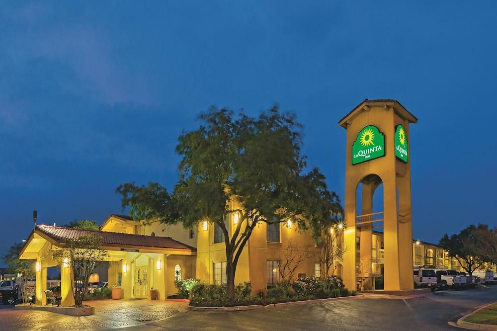 Rodeway Inn College Station Ngoại thất bức ảnh