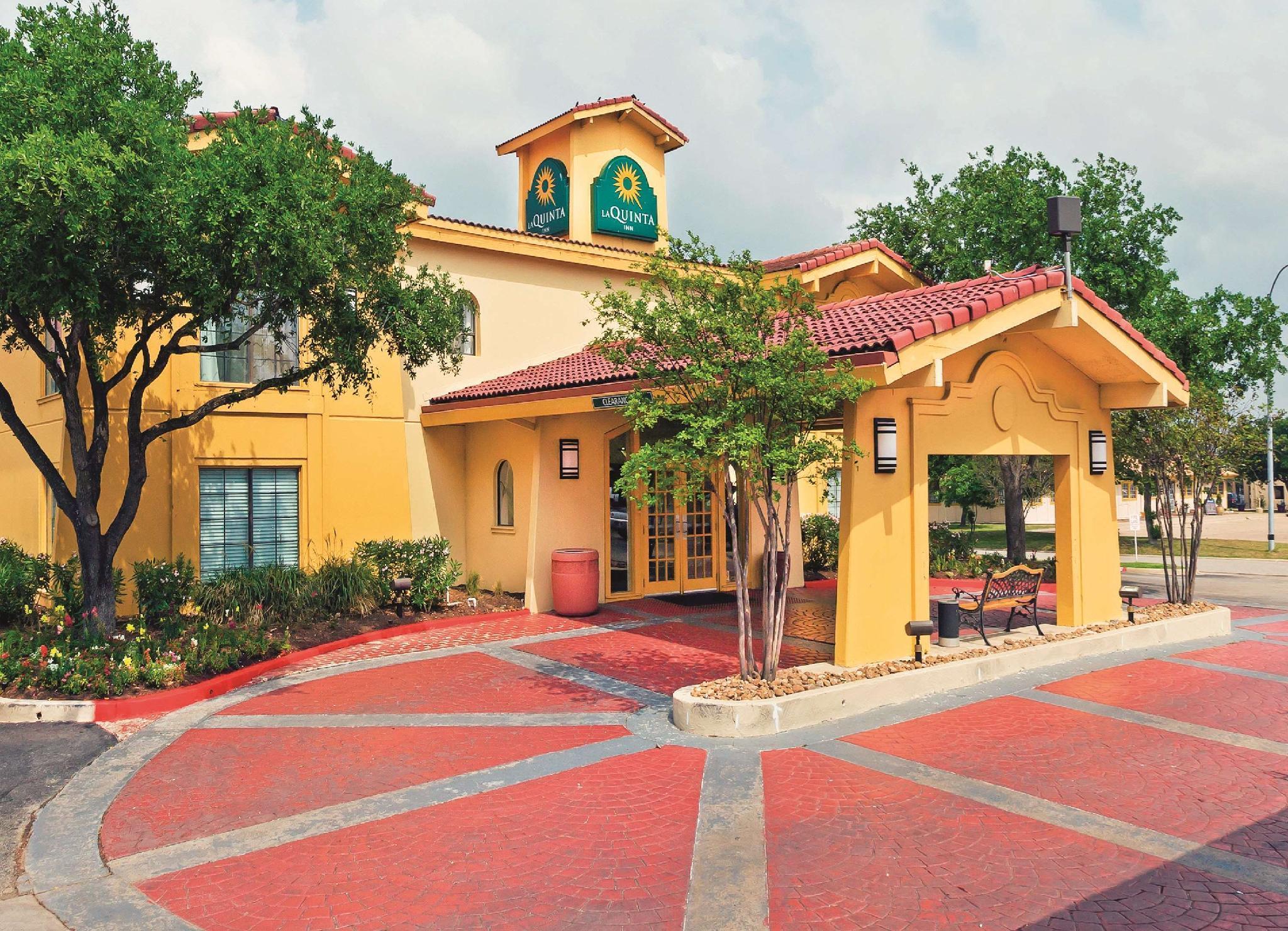 Rodeway Inn College Station Ngoại thất bức ảnh
